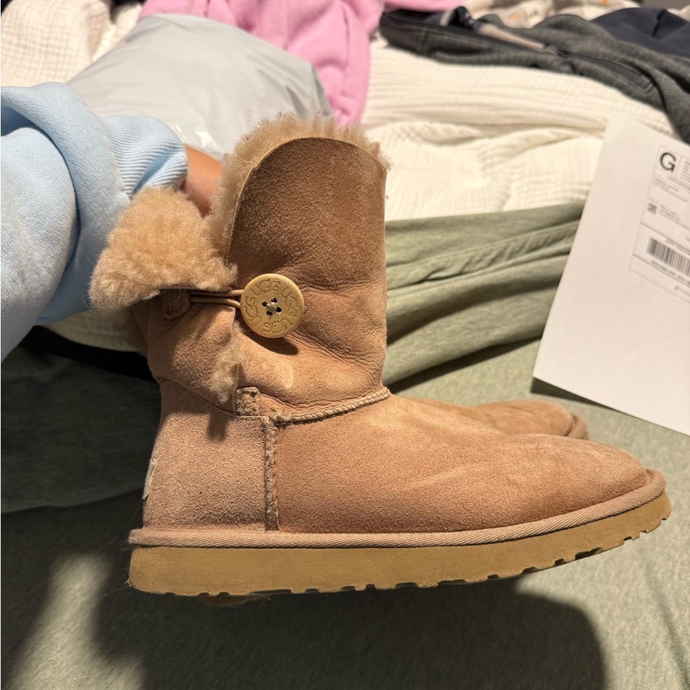 Ugg Bailey Button - image 1